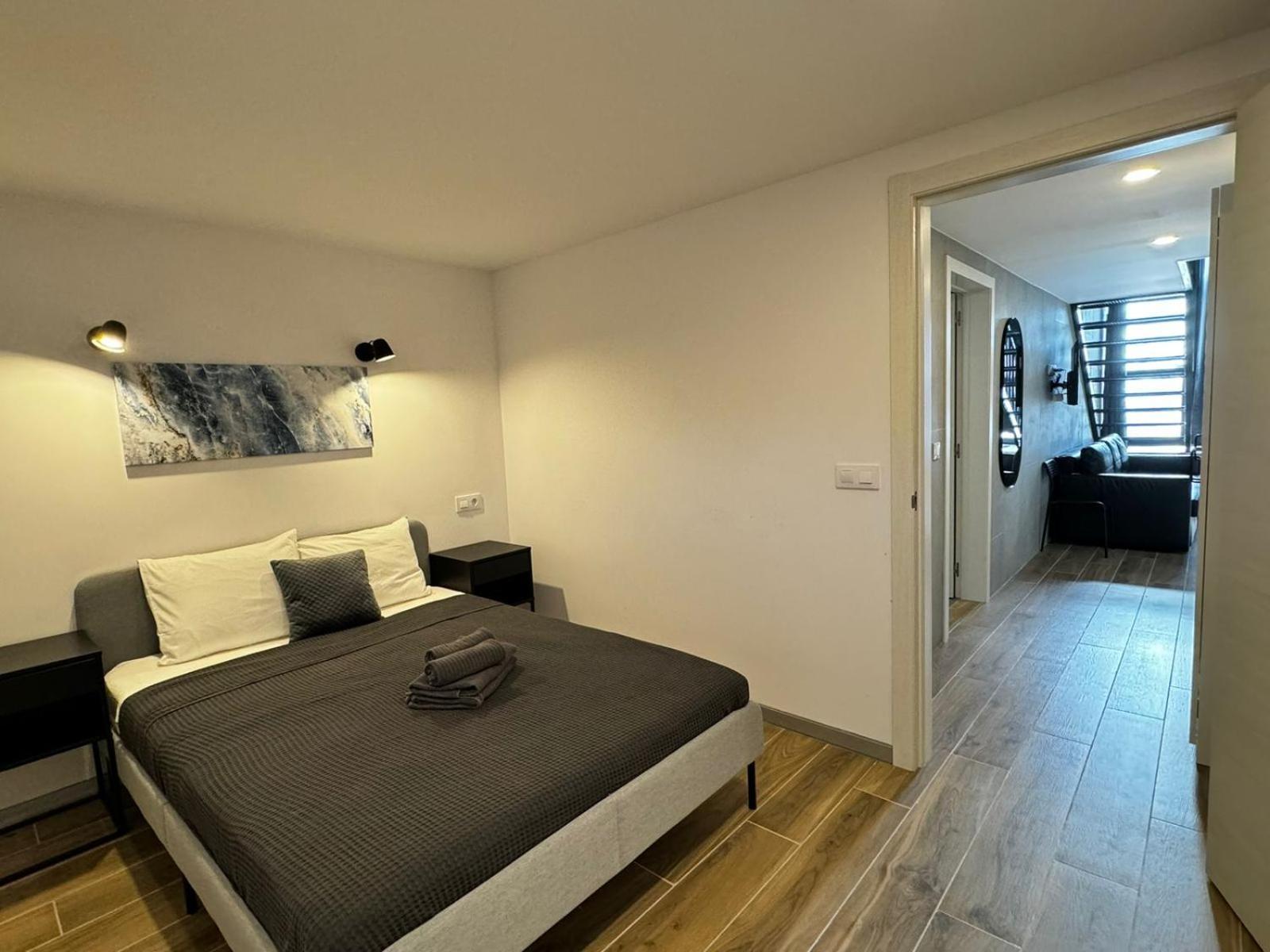 Aparthotel Melia Y Fuster 23C Valencie Exteriér fotografie